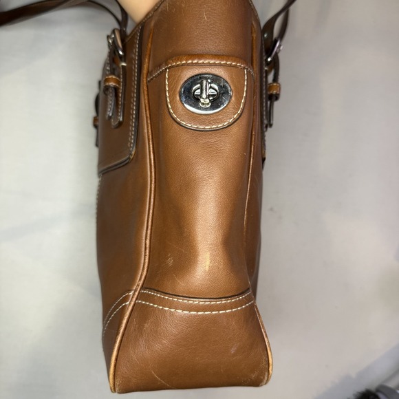 Coach Leatherware Est. 1941 Brown Leather Tote Bag # F0720-F11396 - Picture 6 of 16